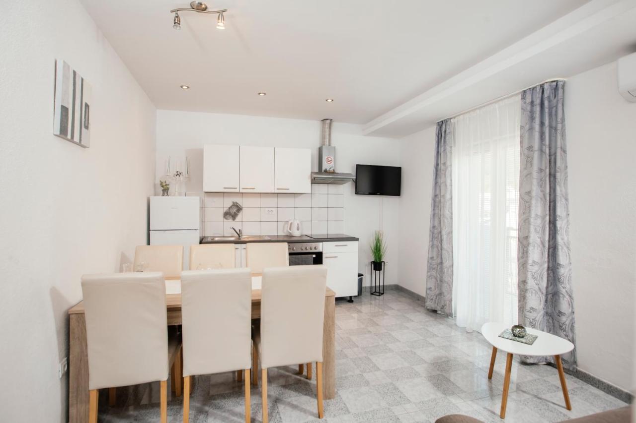 Apartments Kolovrat Ποντστράνα Εξωτερικό φωτογραφία