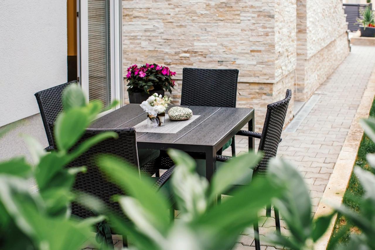 Apartments Kolovrat Ποντστράνα Εξωτερικό φωτογραφία