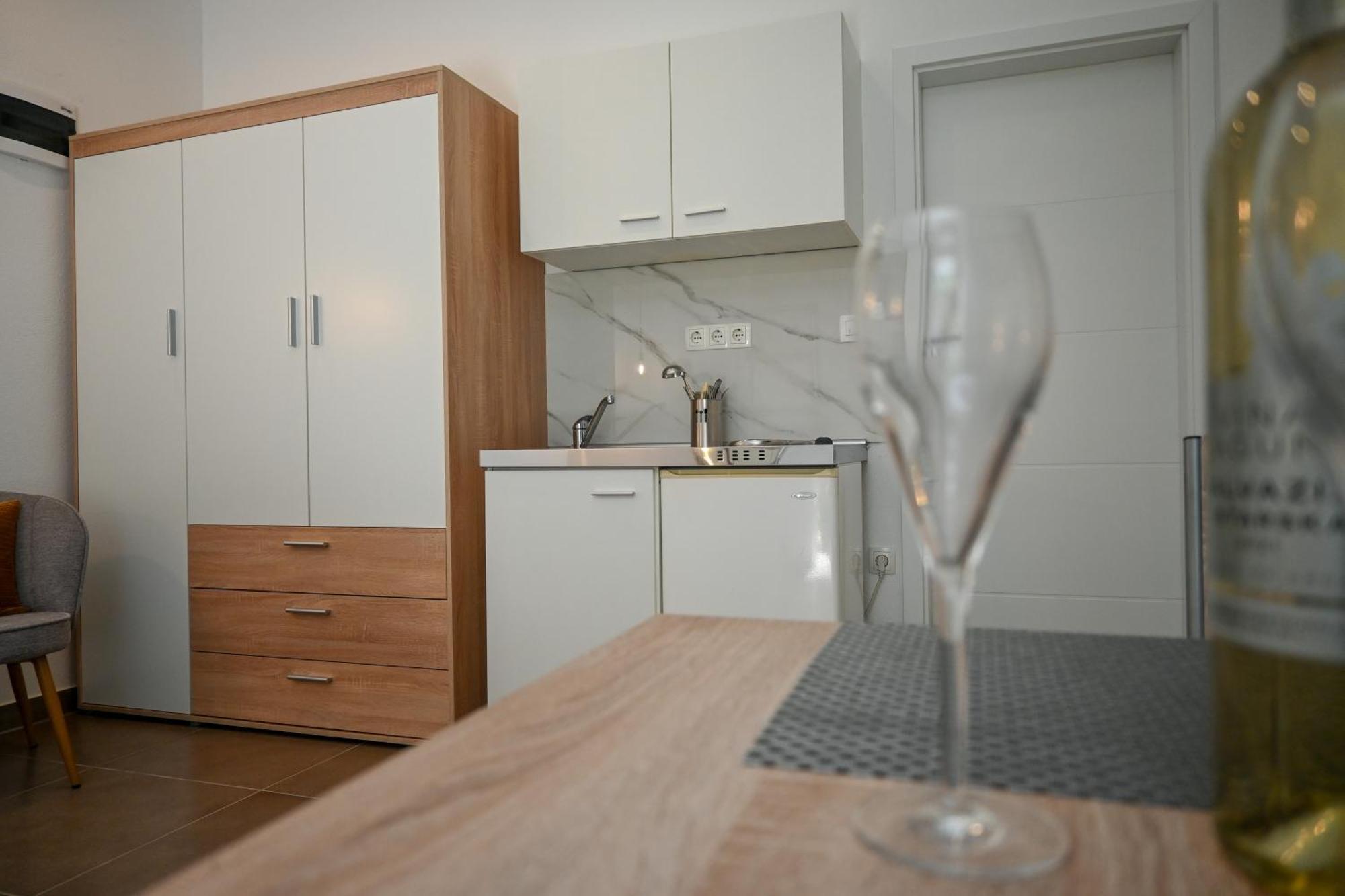 Apartments Kolovrat Ποντστράνα Εξωτερικό φωτογραφία