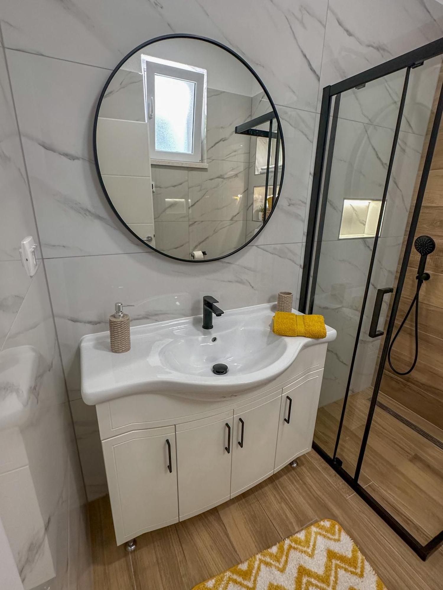Apartments Kolovrat Ποντστράνα Εξωτερικό φωτογραφία